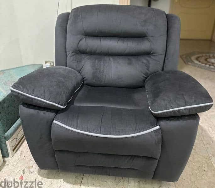 For Sell Bryan Fabric Recliner Chair 2