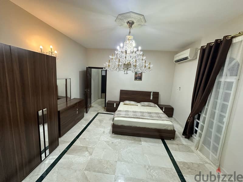 Golden opportunity to rent large apartment in distinguished, quiet and 3