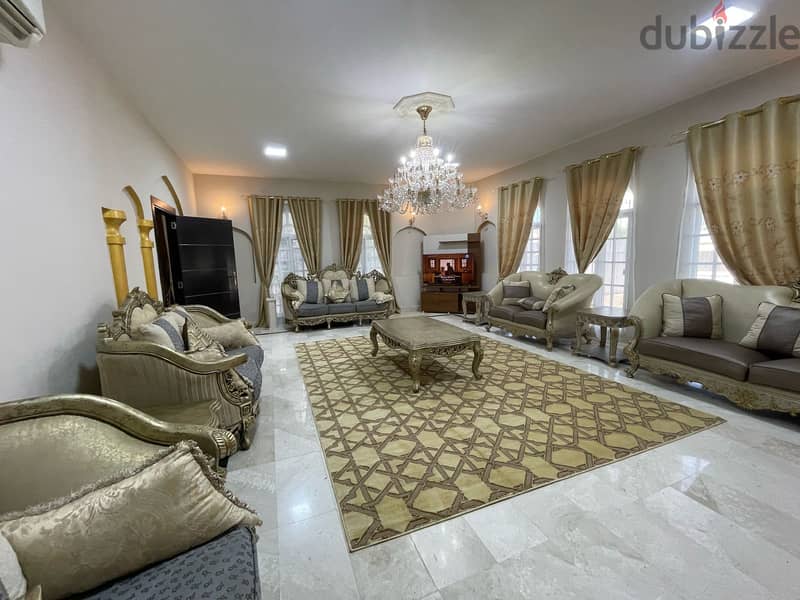 Golden opportunity to rent large apartment in distinguished, quiet and 9