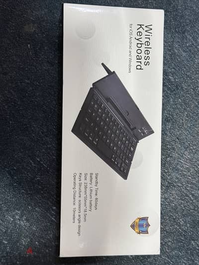 Wireless keyboard for smart phones or tablets