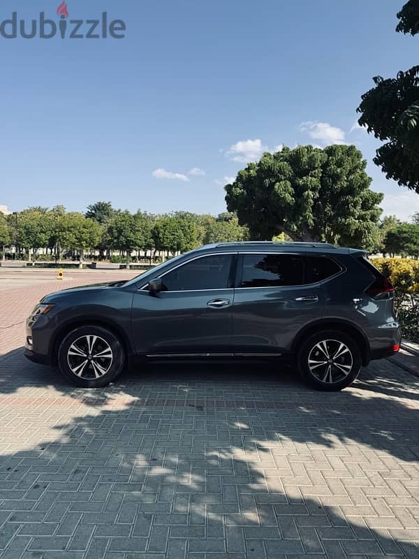 Nissan Rogue 2018 0