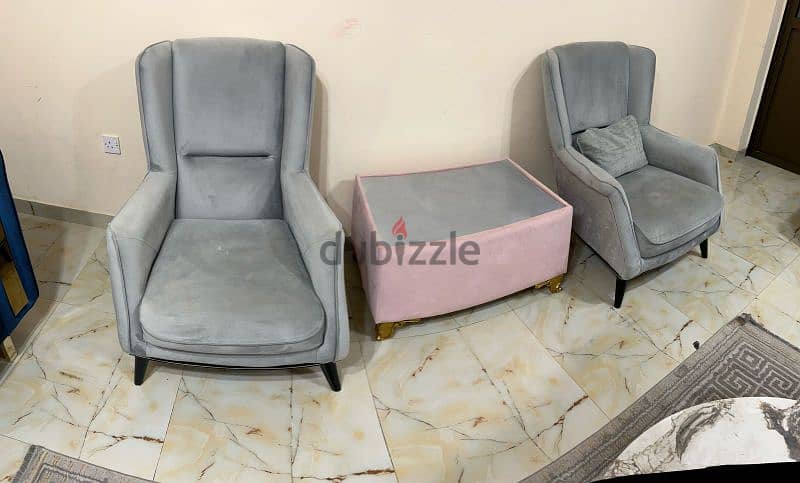 Stylish Imported Turkish Drawing room sofa set + table for sale 3