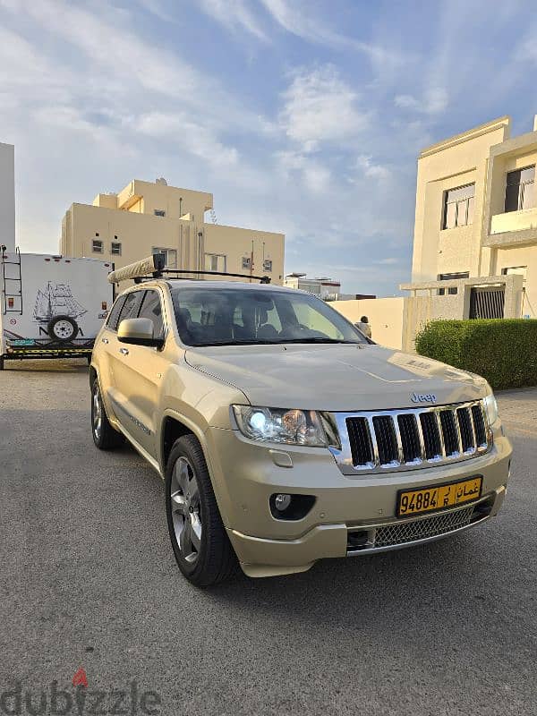 Jeep Grand Cherokee 2011 full options 0