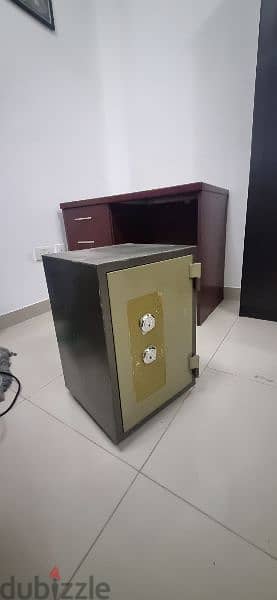 Safe Locker (Connex)