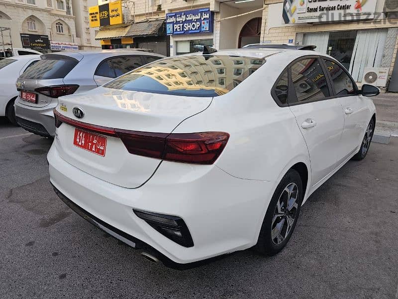 rent a car muscat alghubra  تأجير سيارات مسقط 1