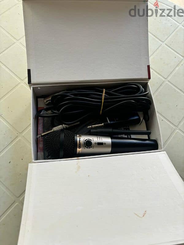 Geepas microphone for sale 2