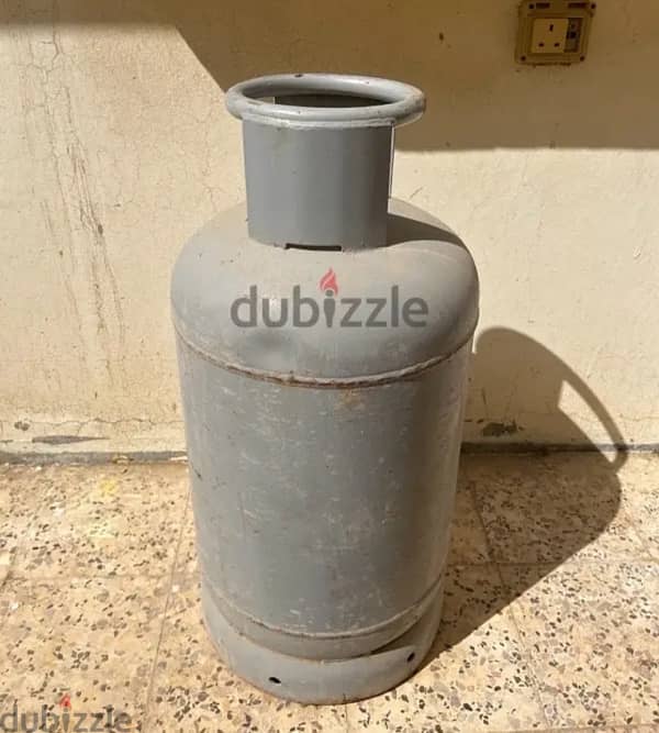 Gas cylinder - 20.3  - Mfg date 2021/07 2