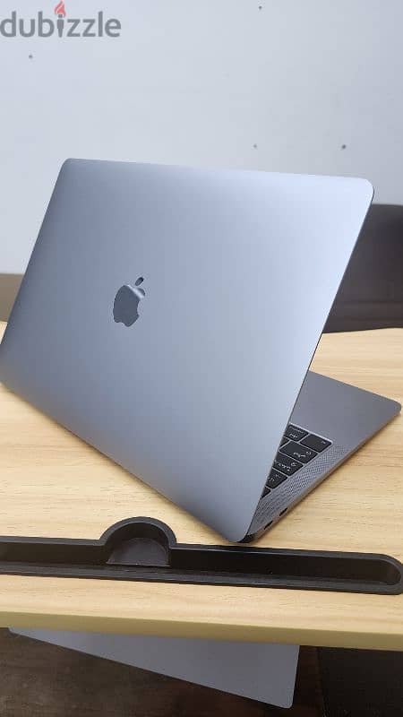 MacBook Air A1932 macOS seqouia 15.3 2019 Processor i5 8gb ram retina 1