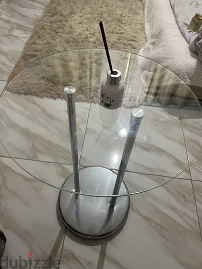 Round table glass