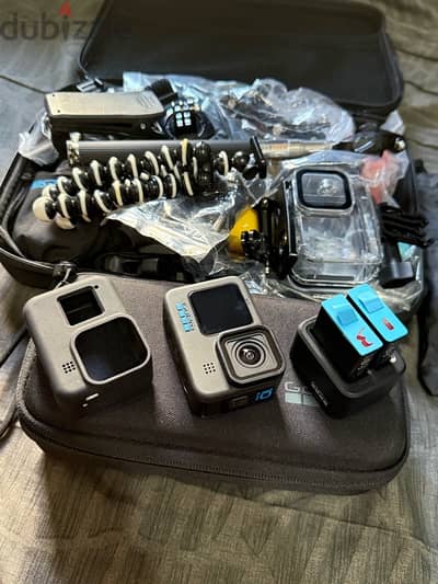 استخدام خفيف مع بطاريتين اضافية وشاحن خارجي GoPro Hero 10