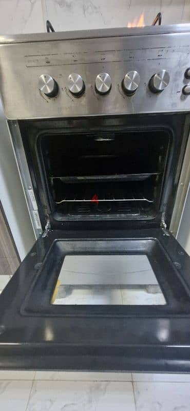 Oven. stove very good condition 1