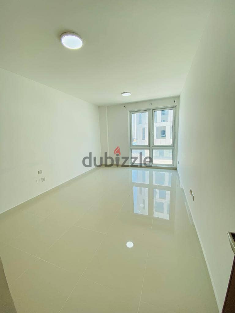 3 BHK Unfurnished apartment in Muscat Grand Mall dgd 3