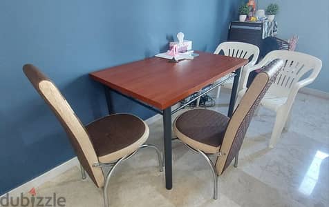 Dining Table with 4 no's chairs in Excellent condition