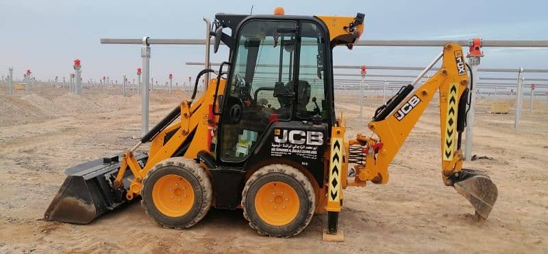 Mini JCB 1cx For Rent 2