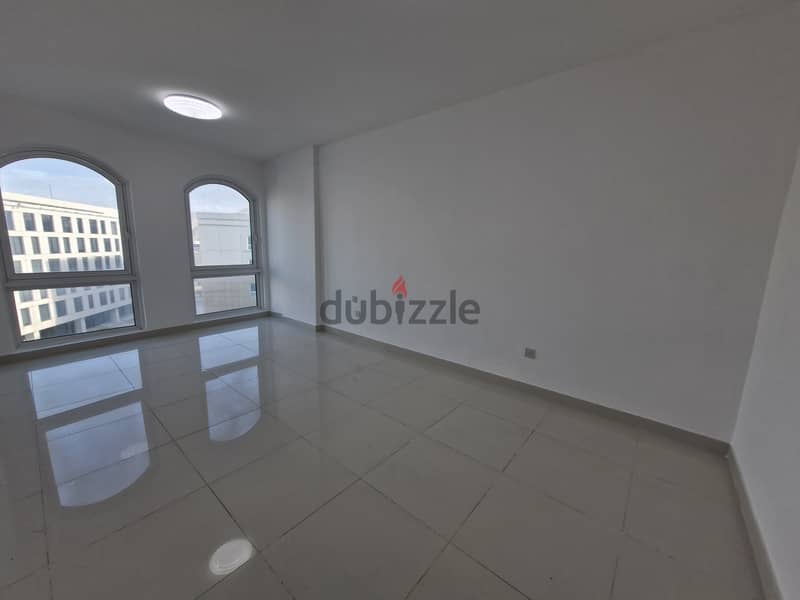 2 BR Elegant Apartment in Muscat Grand Mall 5