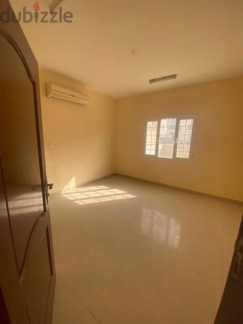 For Rent Villa 13 BHK - Al Azaiba 2