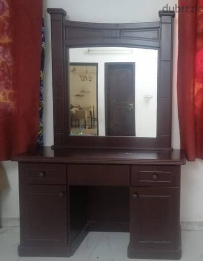 Dressing Table & Wall Mirror