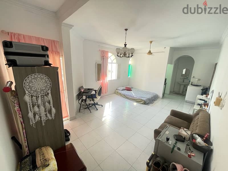 Cozy Studio for Rent – 2-Minute Walk from Azaiba Beach 1