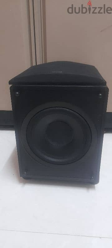 sub woofer  definitive technology 1