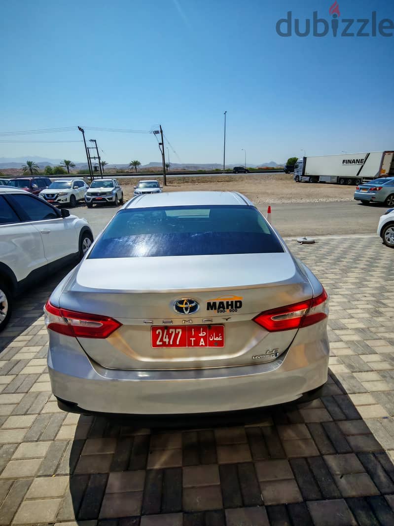 Toyota Camry Hybrid 3