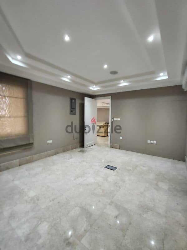 villa for rent at qurum hills- 3 bedroom 15