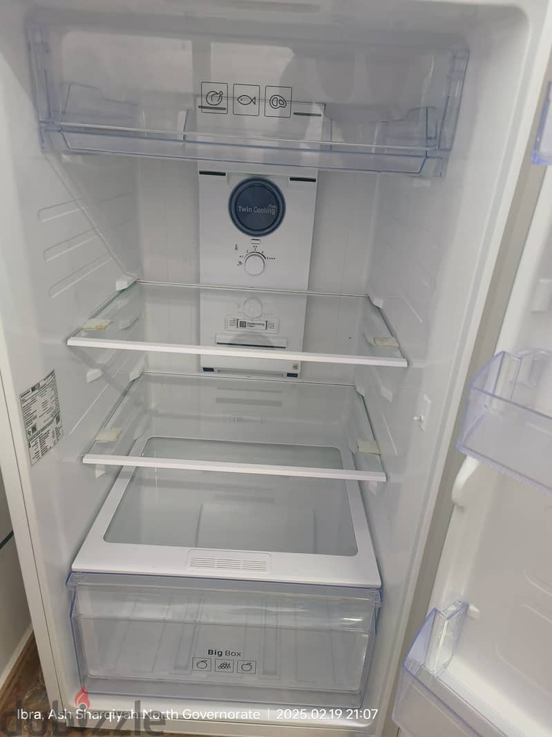 Double Door Refrigerator (Fridge) 4