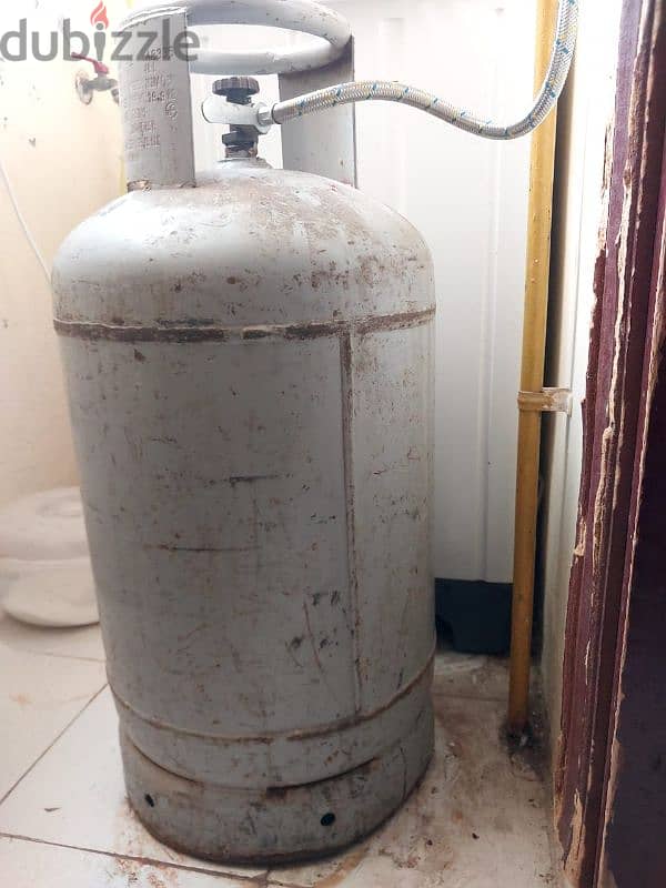 cooking gas cylinder 0