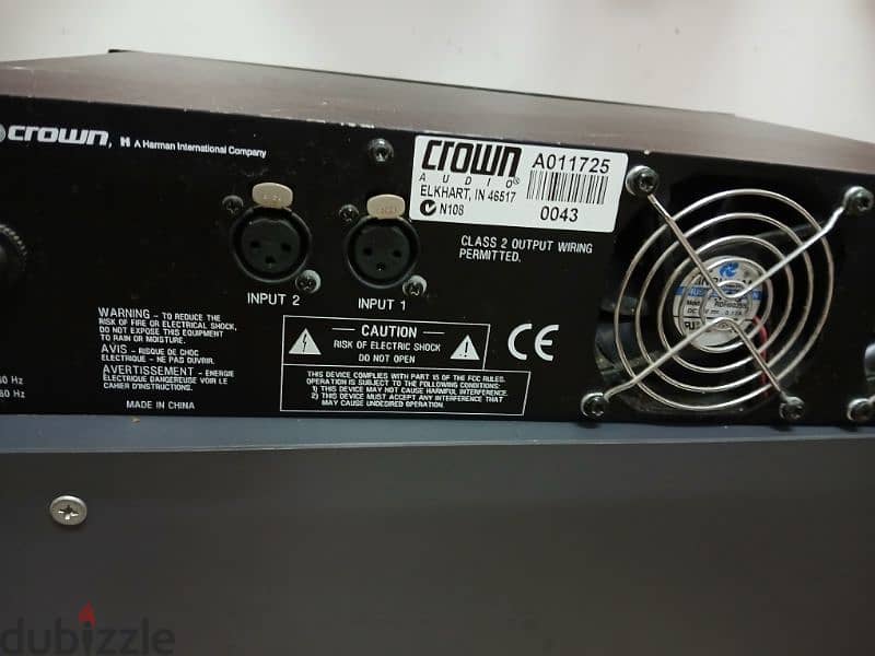 crown professional amplifier 3