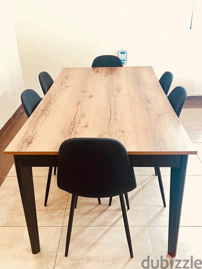 Dining Table with chair