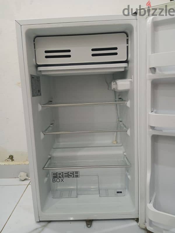 Excellent condition fridge 2