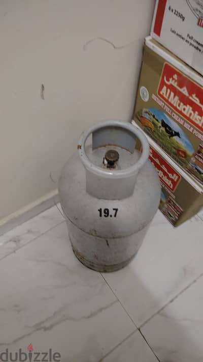 Gas cylinder available for sale - Multaqa, Sohar