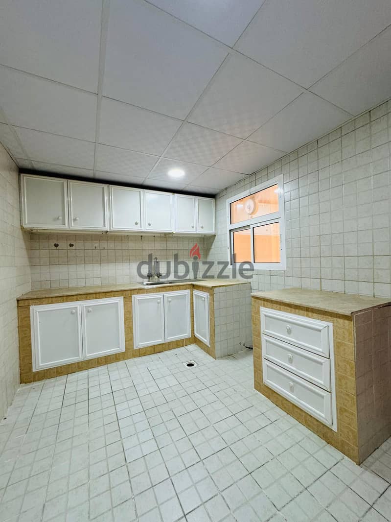 1 BHK apartment for rent in al khuwair 33 gdt 1