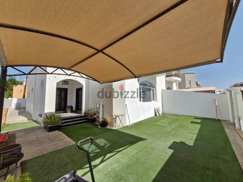 6 BR Spacious Villa for Rent – Mawaleh, Near Al Mouj 1