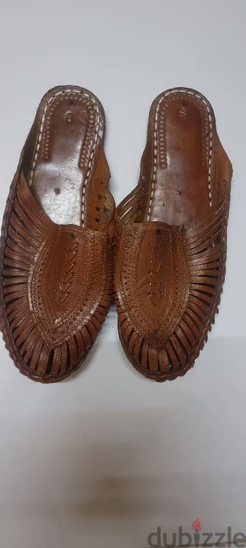 Ethnic Vibes Mens Kolhapuri Leather Chappal Mojari Ethnic Jutti Khussa 1