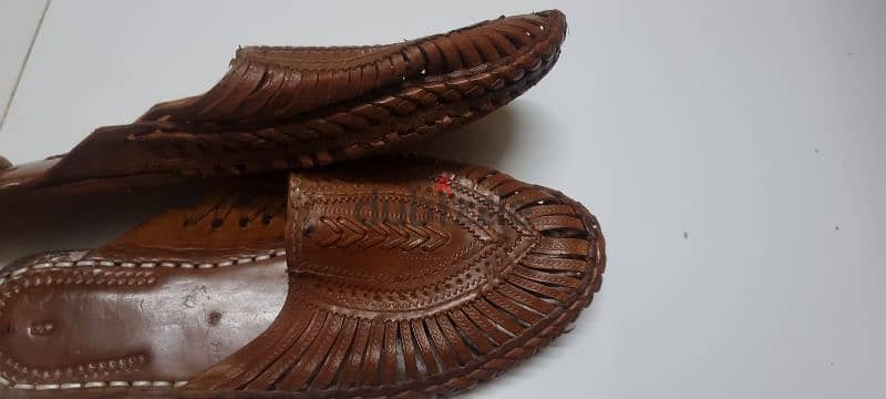 Ethnic Vibes Mens Kolhapuri Leather Chappal Mojari Ethnic Jutti Khussa 4