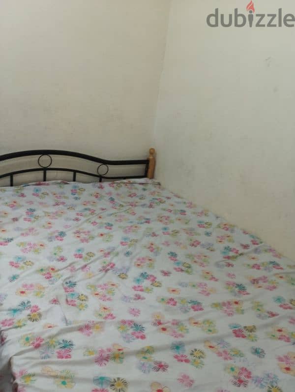 wrot iron double bed for free 0