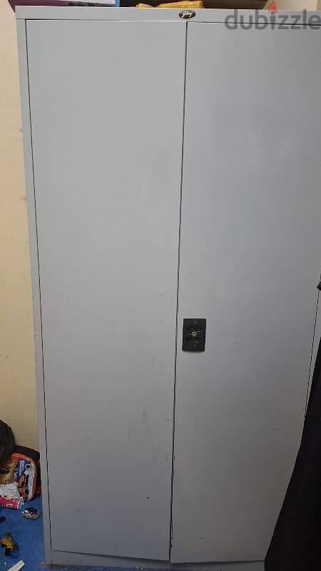 godrage metal cupboard and big coffee table in good condition 0