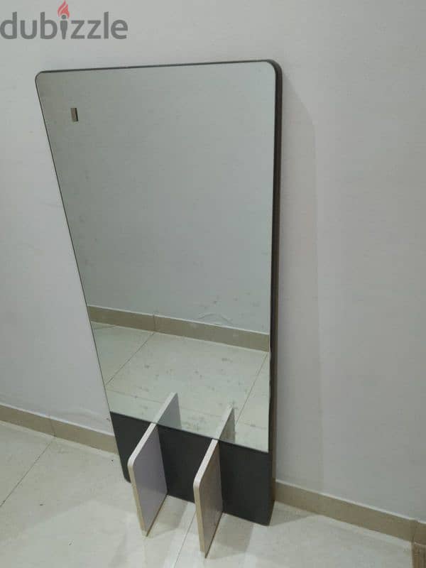 Standing mirror 0