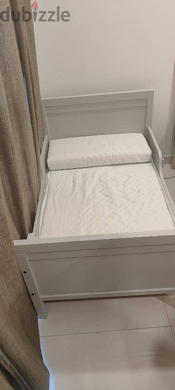 kid bed with mattress