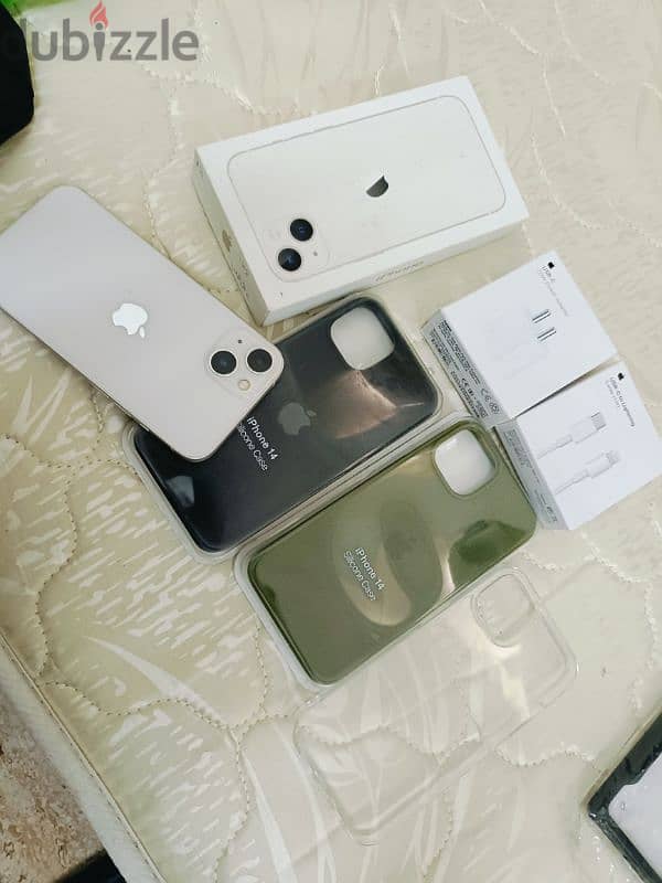 iphone 13- 128 GB white color 2