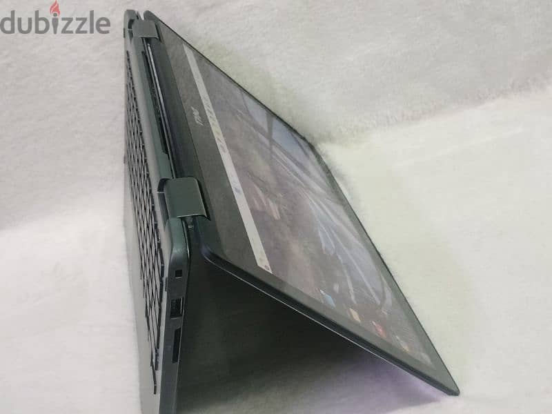 laptop DELL 3379 1