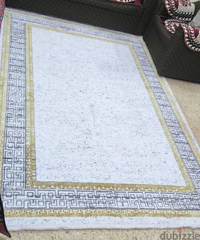 Brand New, Never Used Turkish made Beautiful Carpet (200 x 290 Cm)