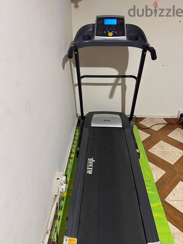 Treadmill For immediate sale 2