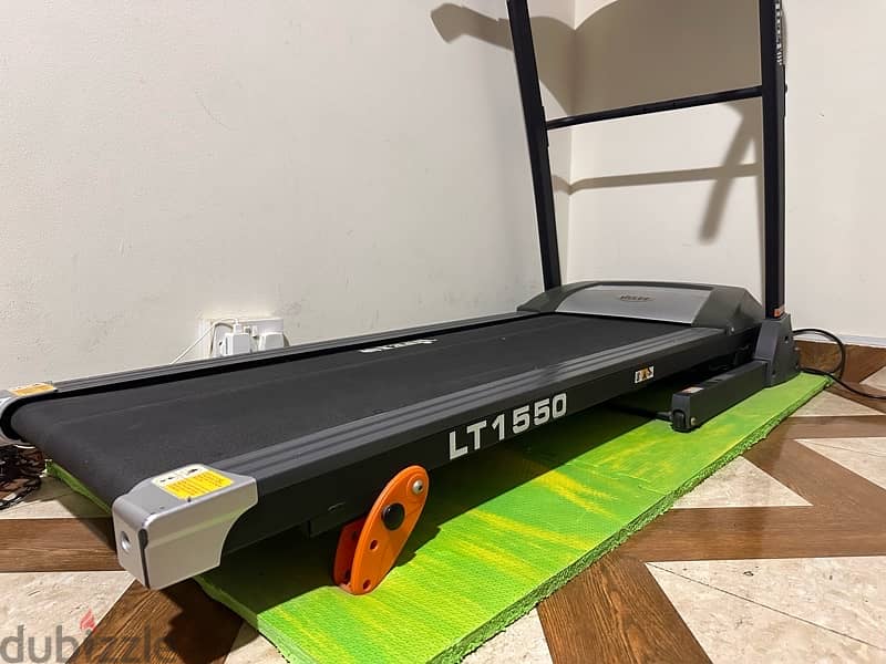 Treadmill For immediate sale 3