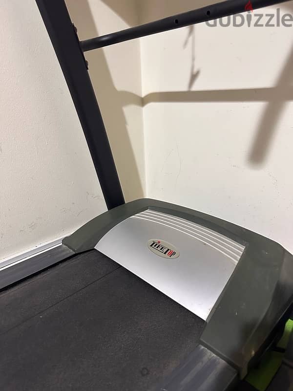 Treadmill For immediate sale 12