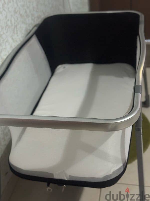 Giggles Baby Cot from Baby Shop Center Point. Foldable 2