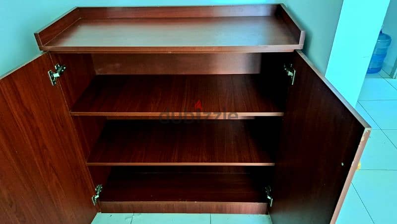 Kitchen Cabinet / Cupboard 1