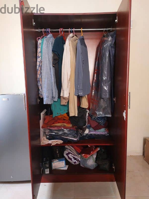 Wardrobe with hanging rod 3