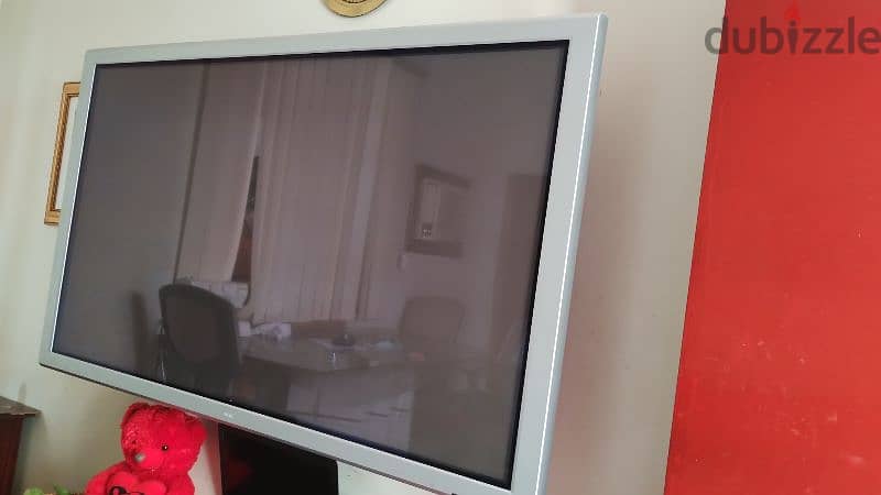 NEC PLASMA 61 INCH TV 2