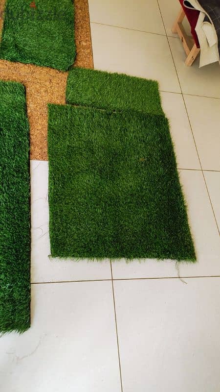 Green artificial lawn 1